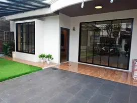 Rumah Lux 3 Lantai area Kembar Bkr dkt Buah Batu akses tol Moh Toha