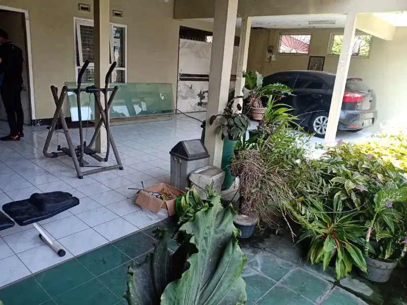 Rumah depan Taman di Turangga Buah batu dkt Bkr Batununggal