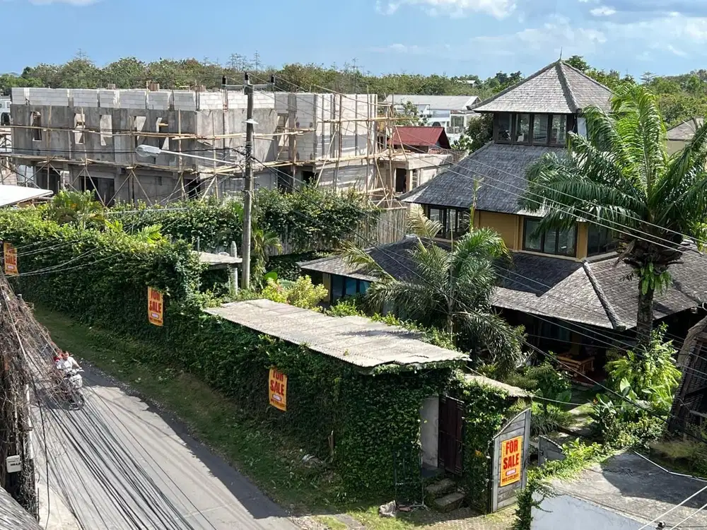 Dijual villa  3 lantai di bali bukit Jimbaran Balangan kuta selatan