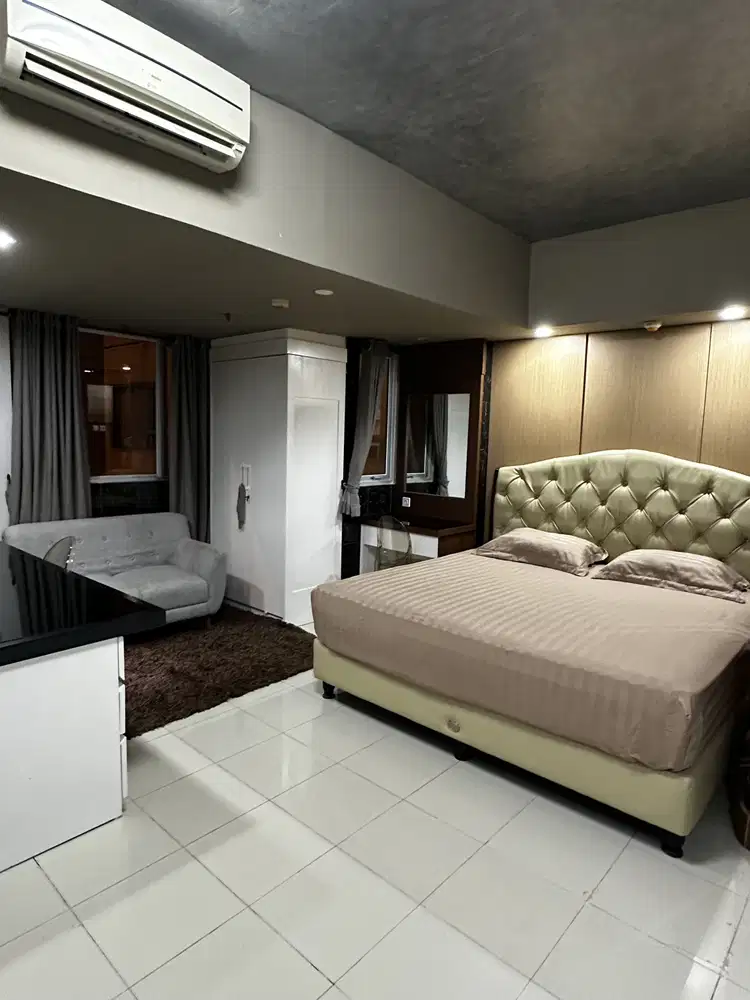 Apartemen Pluit Aston Studio Ranjang 200X200 ( Sebelah Atma jaya )