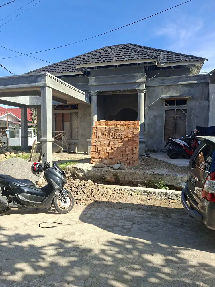 Unit pesan bangun persis depan puskesmas lapai