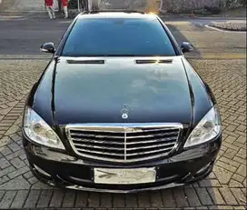 Mercedes-Benz S300L AT (2008) Hitam Mulus