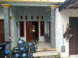 rumah masih baru siap huni depan kantor desa