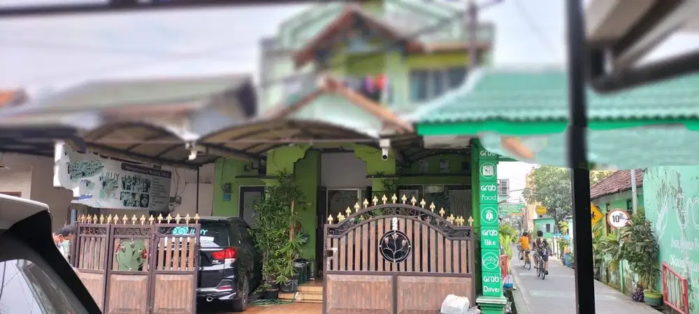 JUAL RUMAH 2.5 LANTAI DUKUH MENANGGAL GAYUNGAN SURABAYA SELATAN MURAH