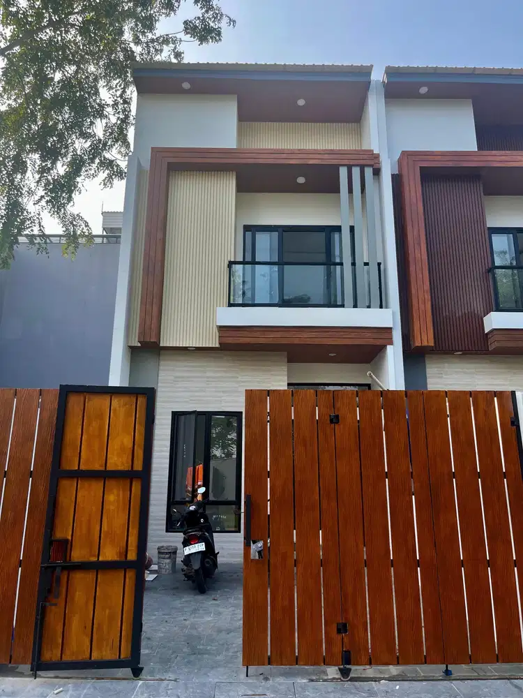 I Dijual rumah baru siap huni daerah metland puri