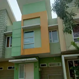 dijual rumah di cluster arcadia village gading serpong