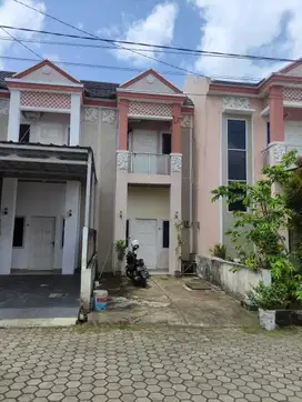 Rumah di Grand Kenten Palembang