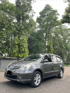 Nissan Grand Livina Xv 1.5 AT 2012