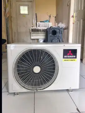 Ready Unit AC Second 1/2 PK Midea