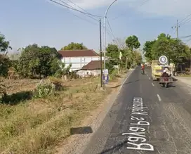 Lahan kosong nol jalan raya pasar kedamean gresik