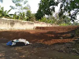 TANAH PINGGIR JALAN
