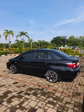 Mobil Honda City Matic