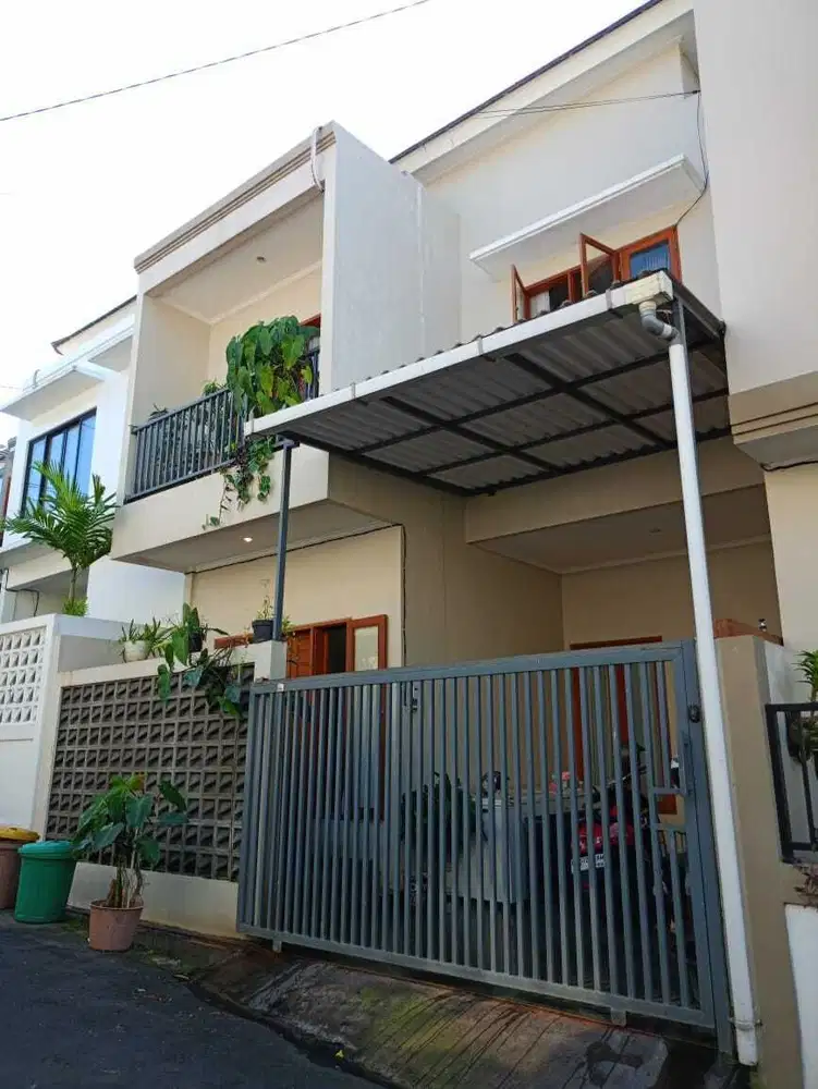 FOR SELL RUMAH MINIMALIS 2LT MEMILIKI VIEW LOKASI STARTEGIS DENPASAR