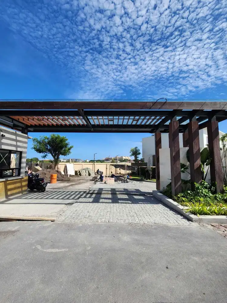 RUMAH MINIMALIS BARU  READY UNIT ONE GATE Sistem AREA SEMINYAK