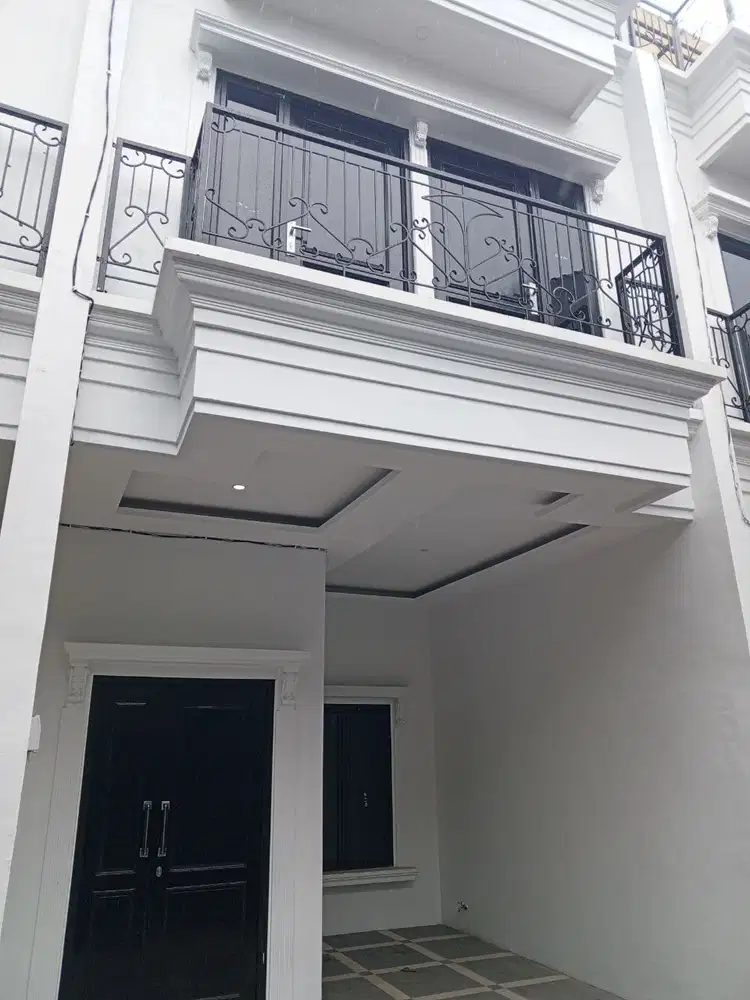 Rumah Minimalis Jakarta Selatan 2 Lantai Akses Mobil