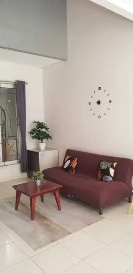 Rumah Siap Huni Full Furnished, Di Pakuwon City