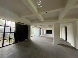 Disewakan ruko/gedung 2 lantai area strategis kemang