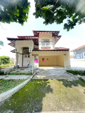 Dijual Rumah 2 lantai Taman Menteng Lippo Cikarang
