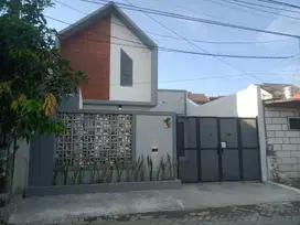 Wisma Tropodo Dekat Bandara! Jual Rumah Mezanine Siap Huni