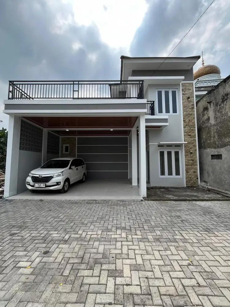 RUMAH BARU MEWAH 2 LANTAI DALAM MINI CLUSTER DI JALAN KALIURANG KM. 13