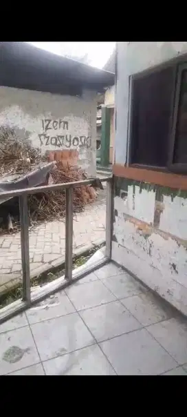 disewakan.bekas rumah makan di Tangerang selatan