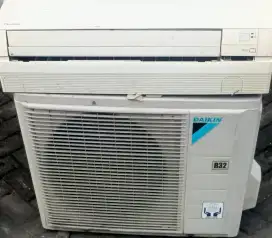 Jual ac daikin thailand 1.5 pk R32