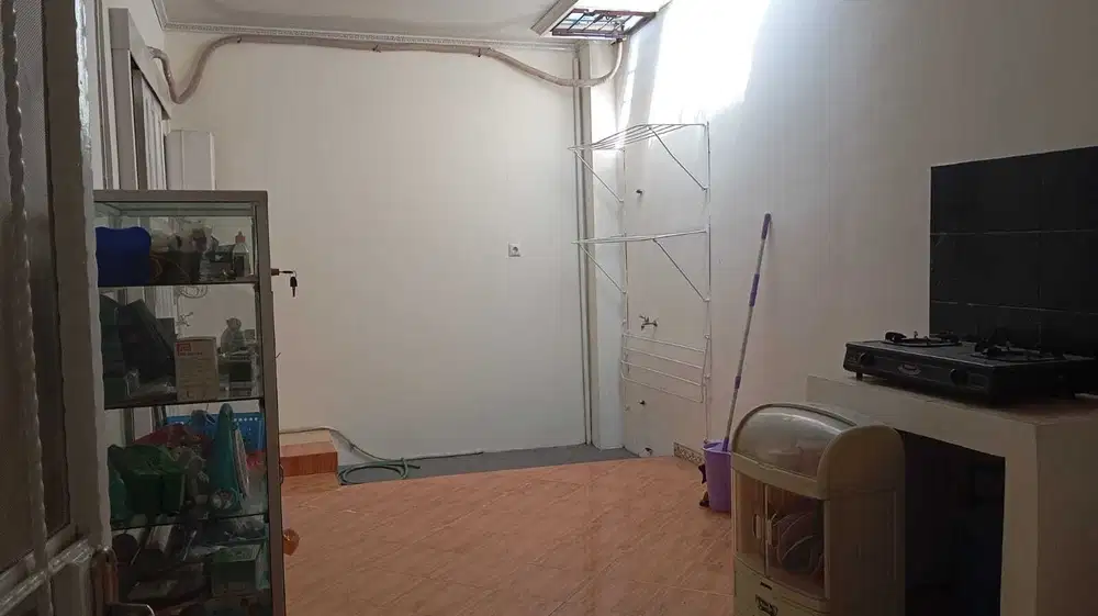 Rumah Siap Huni dan Nyaman Daerah Semarang Indah – 10447