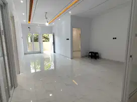 Rumah Baru Gress dan Full Granit Jl. Puri Anjasmoro – 10459