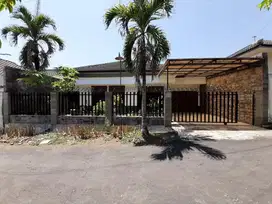 Rumah komplek Perumahan Elit lokasi Tidar kota Malang