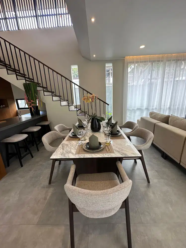 VILLA LUXURY FURNISHED KAWASAN HIJAU TENANG LOKASI JIMBARAN