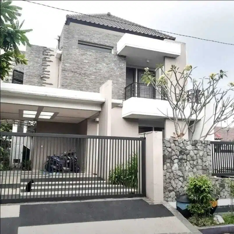 RUMAH MINIMALIS SUHAT JALAN BUNGA BUNGA KOTA MALANG