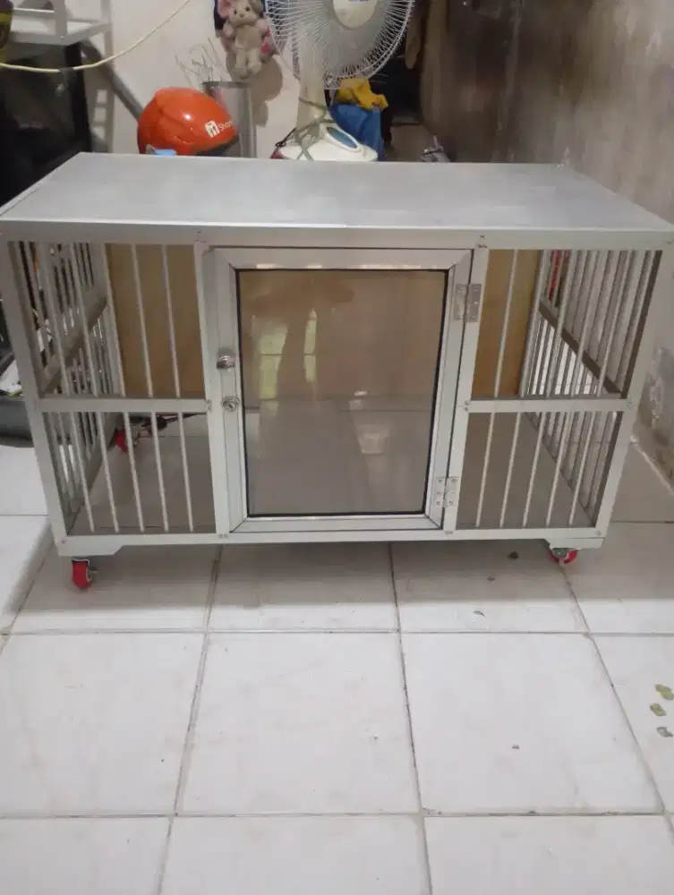Kandang kucing alumunium