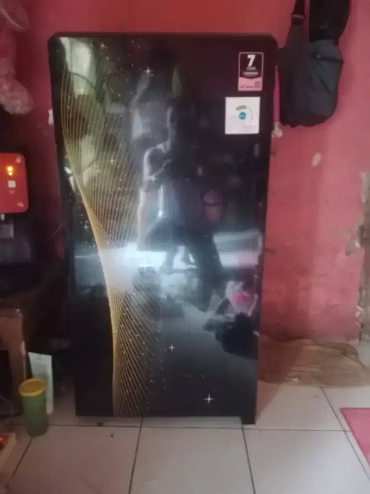 Jual santai kulkas merk aqua 1 pintu
