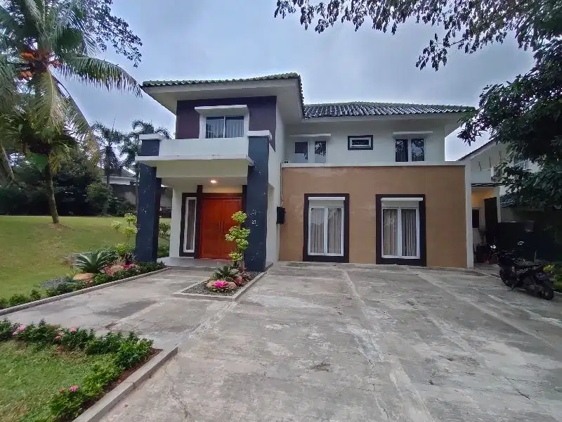 rumah bagus private pool di cluster sentul city