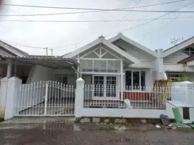Rumah Siap Huni Nirwana Eksekutif Blok AA Surabaya