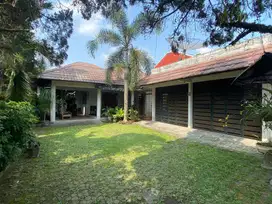 Rumah sangat strategis tanah luas jalan kaliurang KM 10
