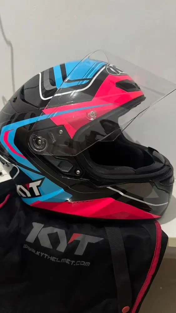 Kyt tt course fuxia