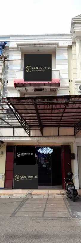 Ruko 3 lantai Siap Pakai di Harapan Indah Regency Bekasi