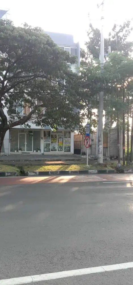 Disewakan Ruko Este Square Surabaya Merr dkt unair, galaxy mall, pcm