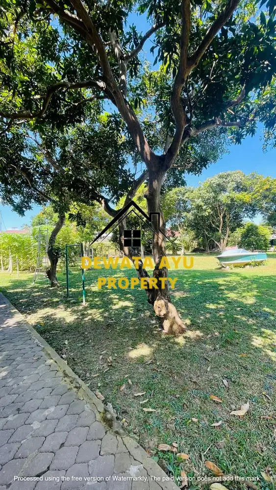 LAHAN PREMIUM  DATAR SIAP BANGUN LUAS 32,89 ARE KAWASAN VILLA DI SANUR