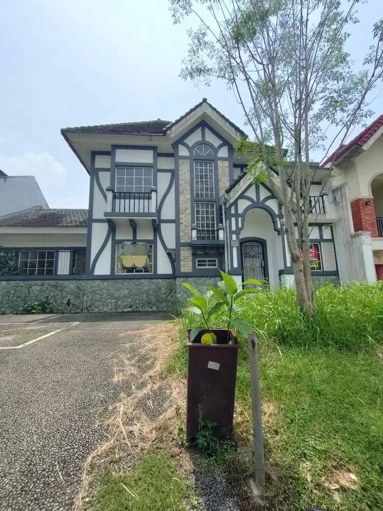 Dijual rumah di cluster depan sentul city bogor