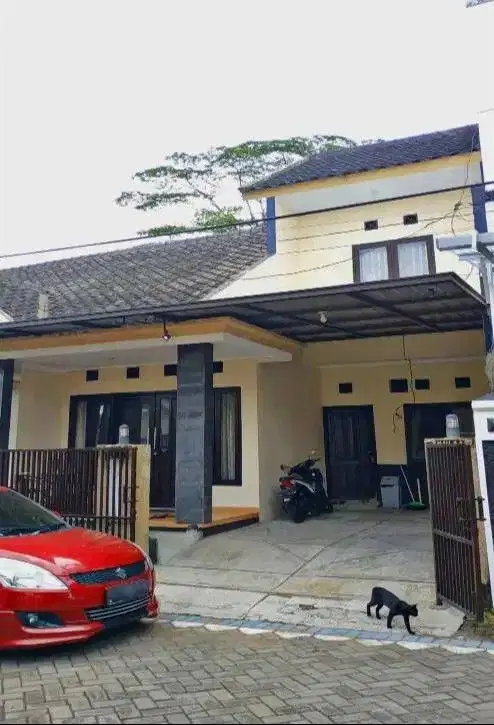 RUMAH MEWAH ARUMBA SIAP HUNI DEKAT SUHAT
