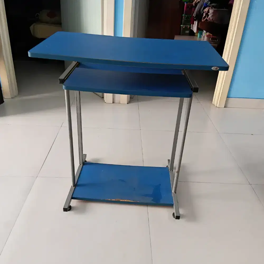 Meja tulis /belajar