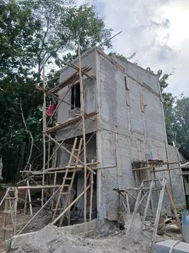 Rumah 2 lantai  bisa kpr 2 kt 2km jakarta