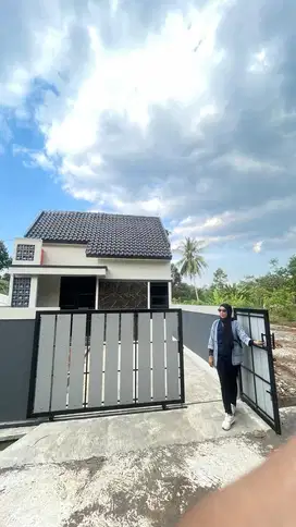 Rumah baru Ready siap huni SHM Ready pakintelan gunungpati