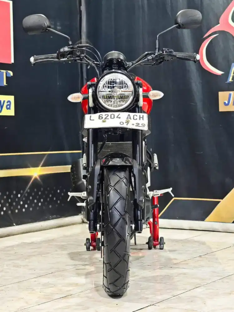Yamaha XSR 155 VVA TH 2024 Odo 4rb retro cakep gas