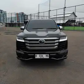 2024 Toyota Land Cruiser 300 VXR TSS AT Diesel