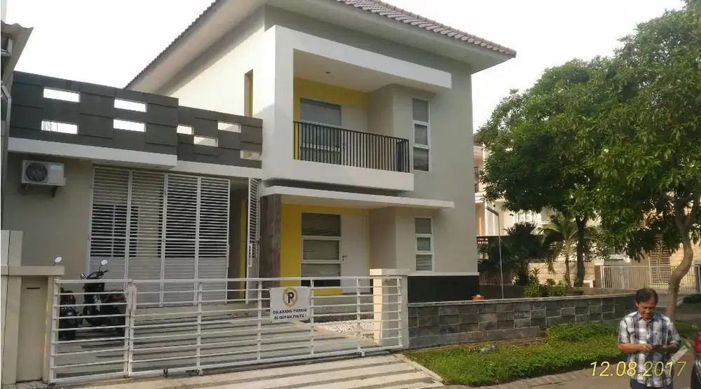 Jual Rumah Hook Pakuwon City Surabaya Timur