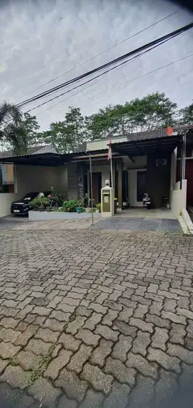 Rumah Ready di Cluster Mega Residence Banyumanik Semarang