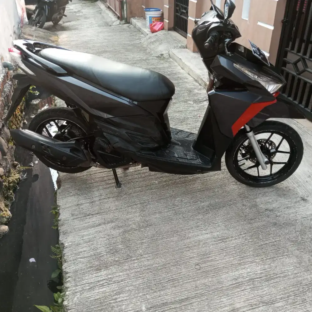 Vario 2016  pajak ON